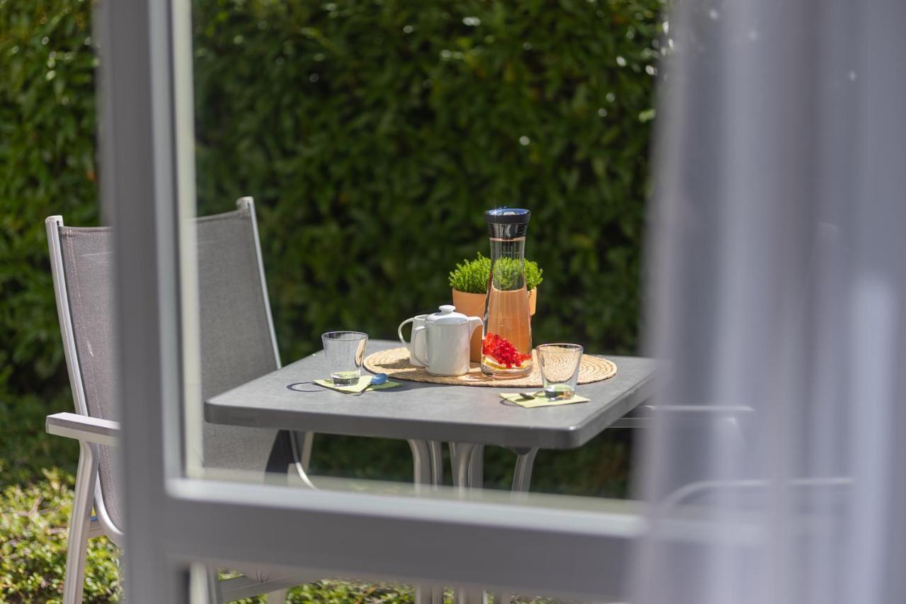 Boardinghouse - Adults Only - Hotel apartamentowy 3*