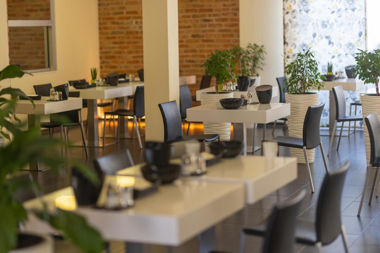 Boardinghouse - Adults Only - Hotel apartamentowy