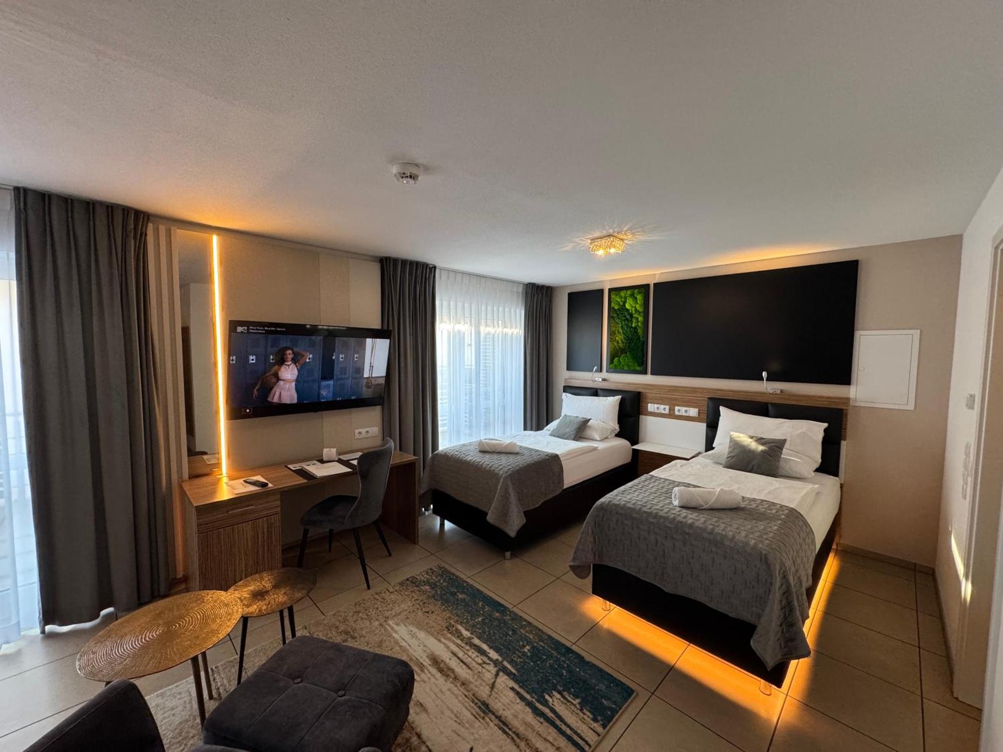 Boardinghouse - Adults Only - Hotel apartamentowy